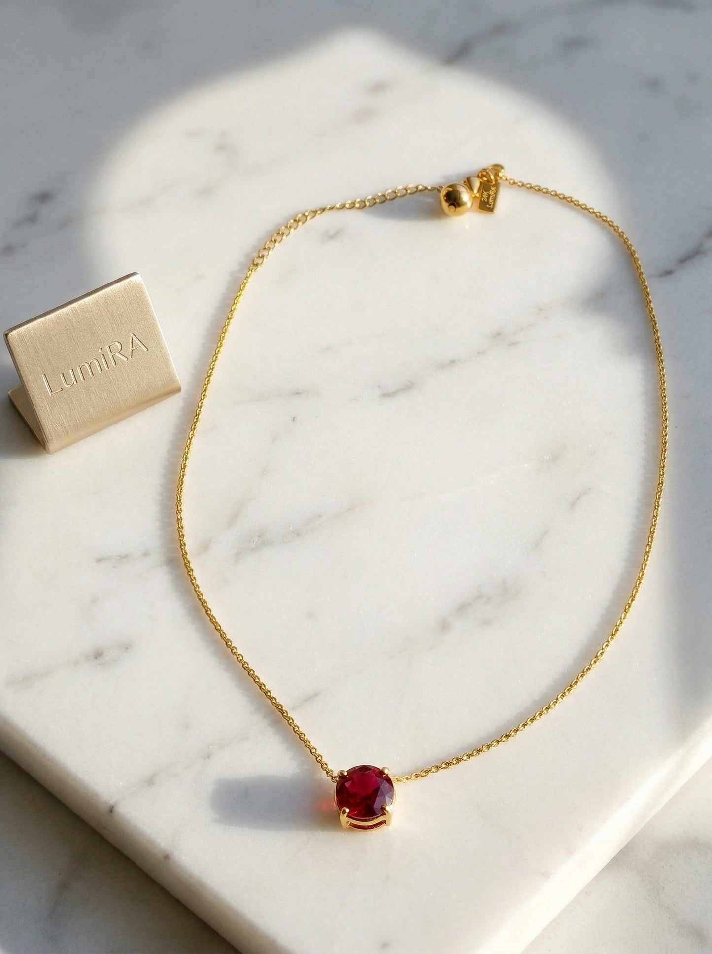 Vintage Ruby Glossy Gold Necklace