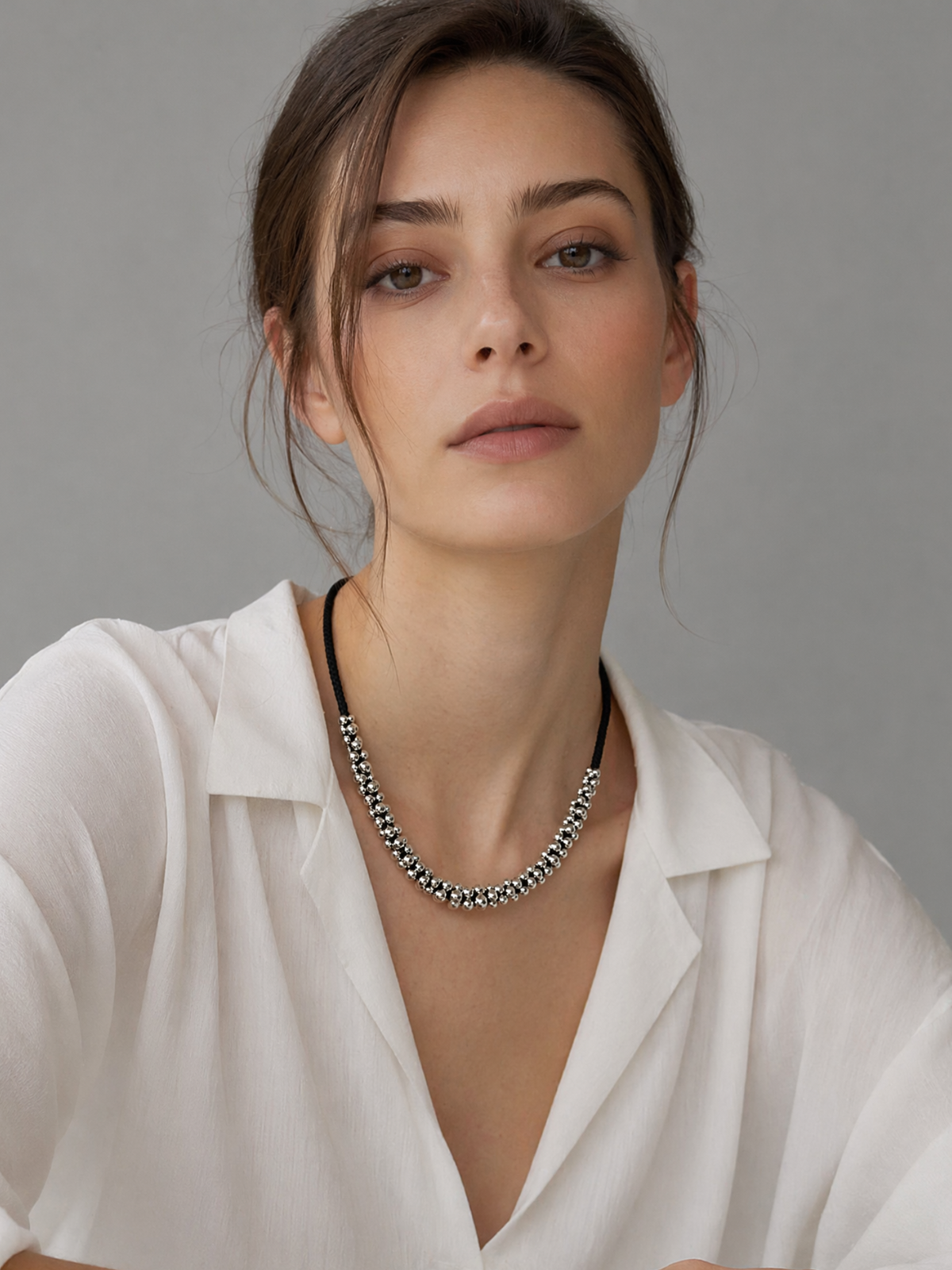 Collier de perles en argent sterling tissé à la main