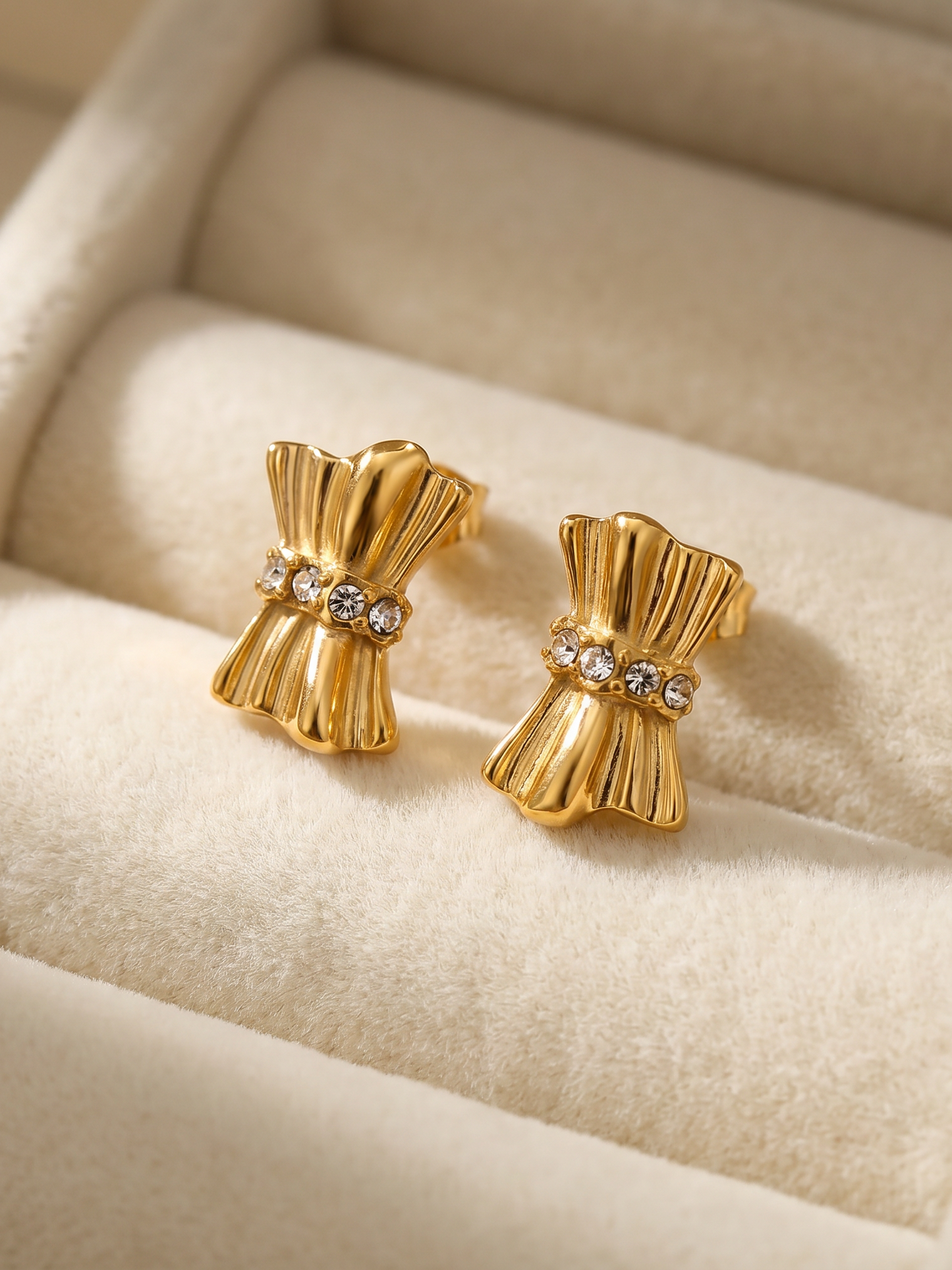 French Vintage Gathered Silk Texture Zircon Stud Earrings