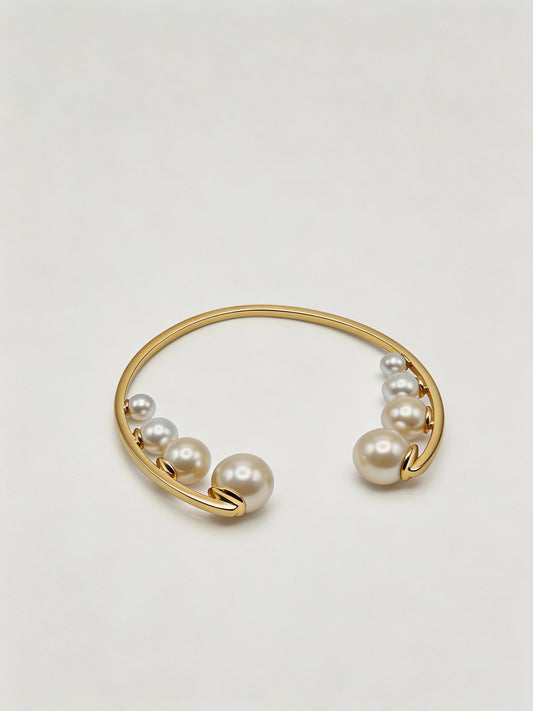 سوار معدني على شكل حرف C بلؤلؤ متدرج عتيق