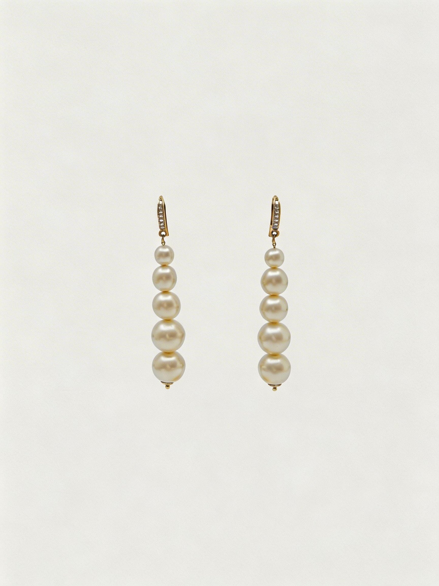 Long Drop Earrings with Gradient-sized Pearls