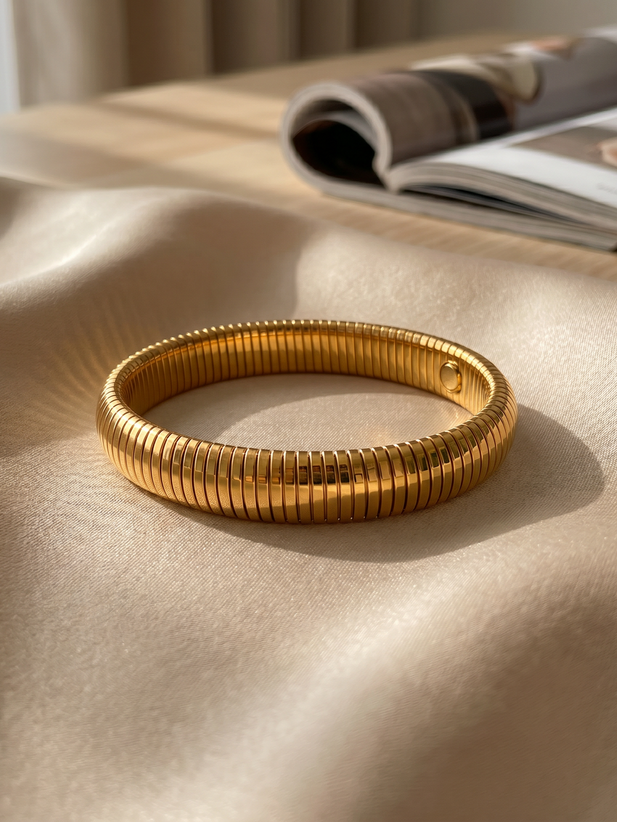 Tube Snake Bone Stretch Bracelet