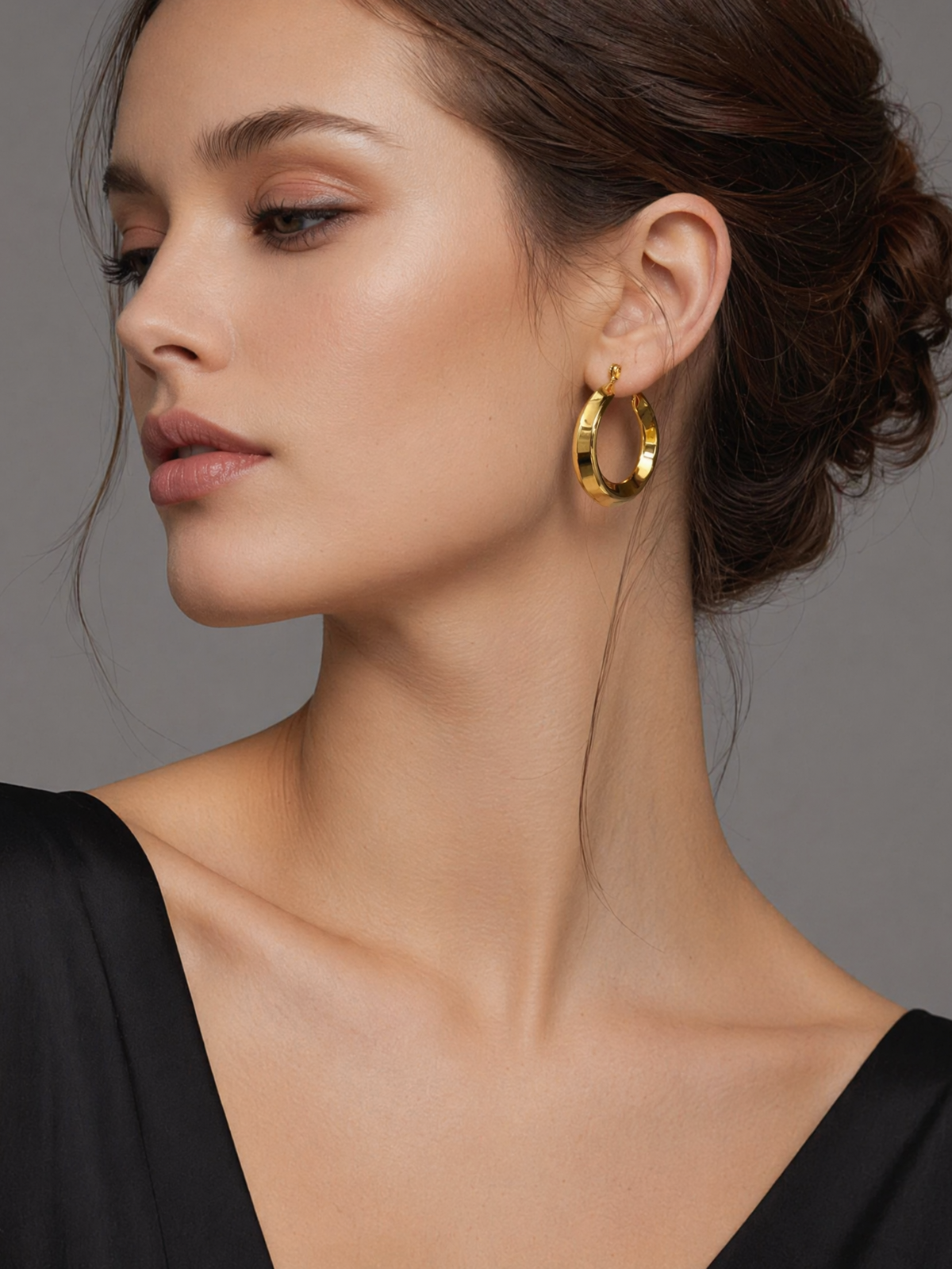 French Vintage 18K Gold Minimalist Thick Hoop Earrings