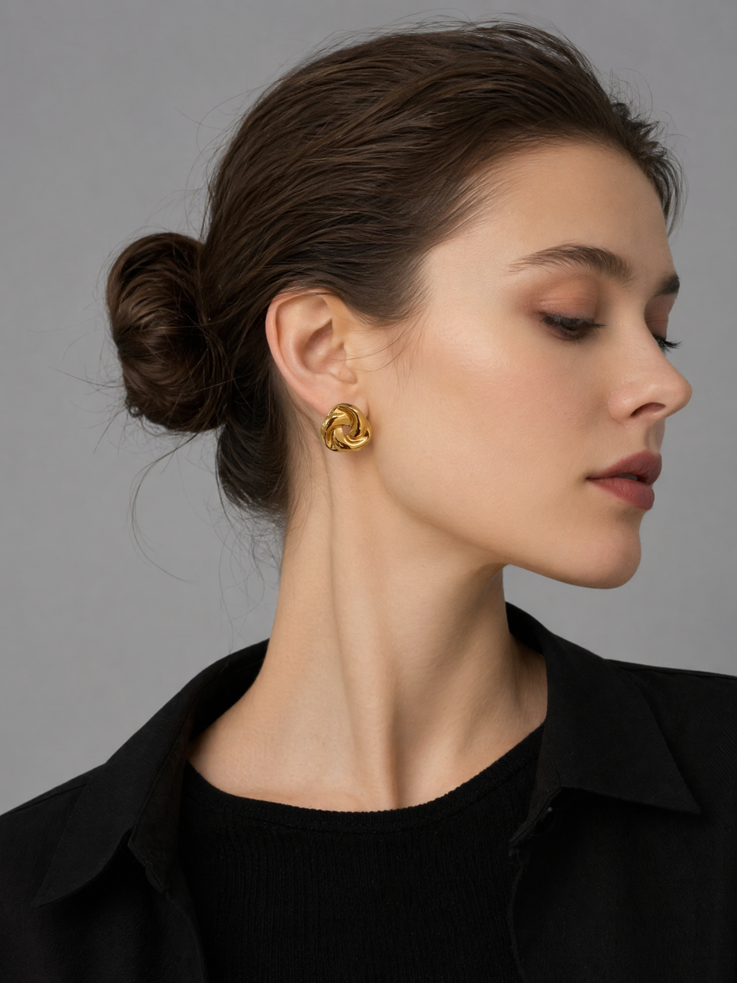 Twisted Möbius Ring Gold Stud Earrings