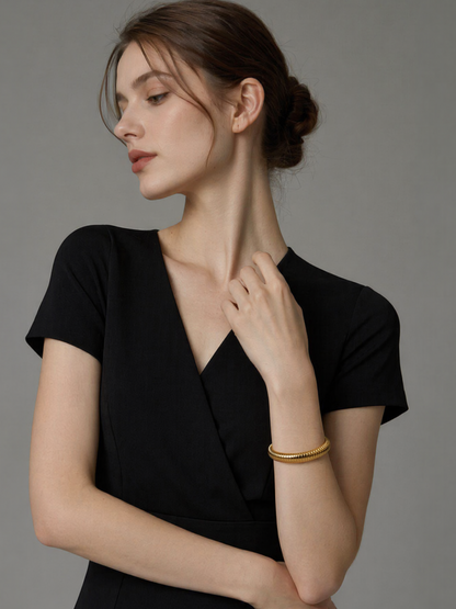 Tube Snake Bone Stretch Bracelet