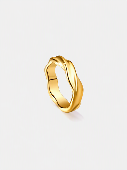 Sculptural Wave Ring