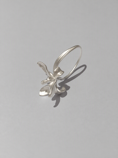 Flutter Petal Ring