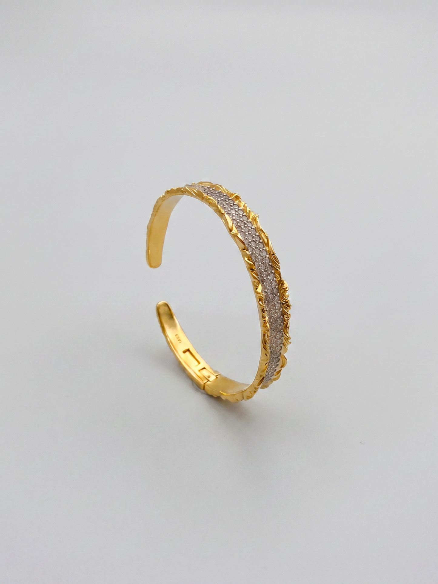 Vintage 18K Gold  Open Cuff Bracelet