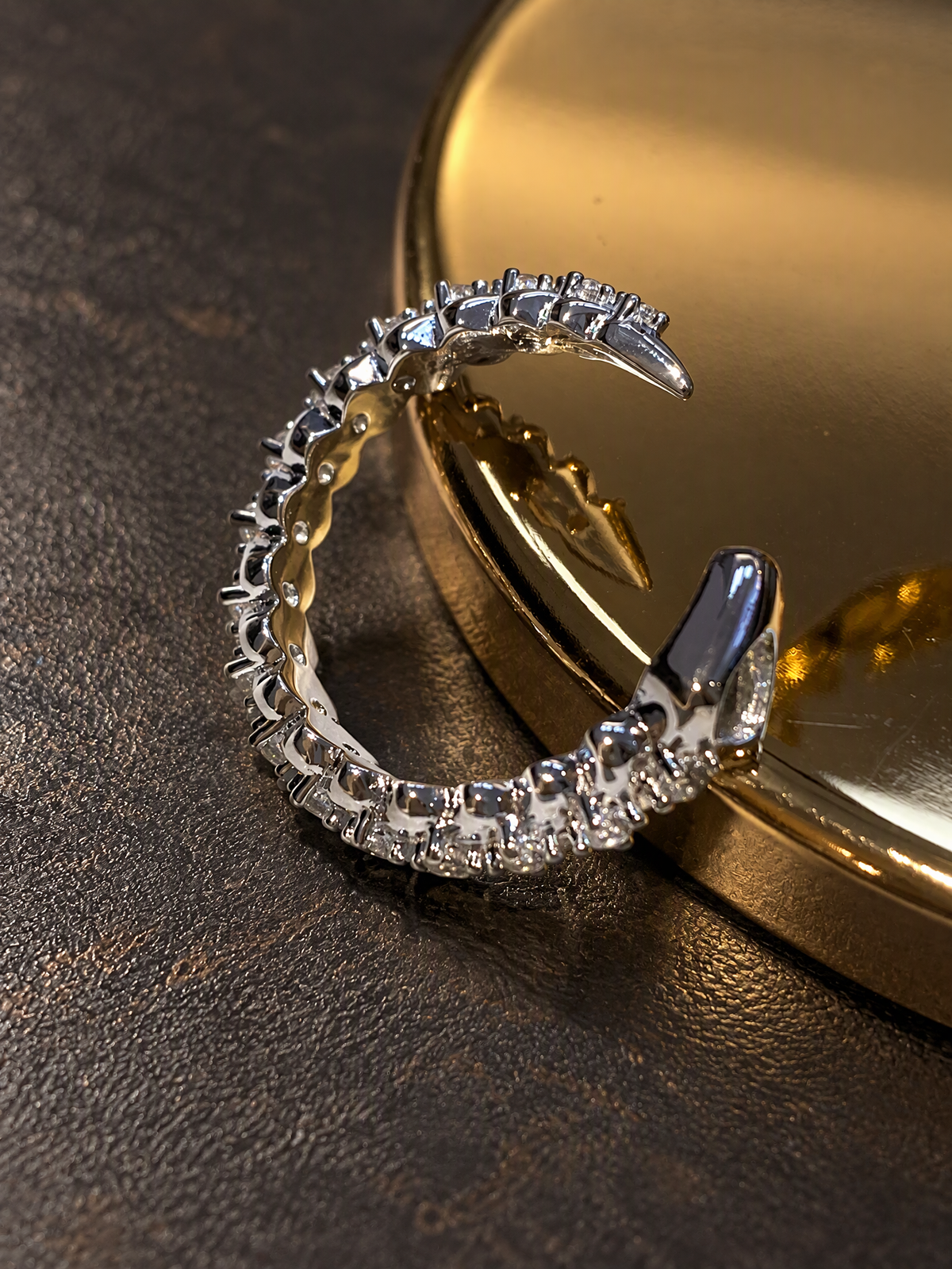 Pavé Herringbone Ring