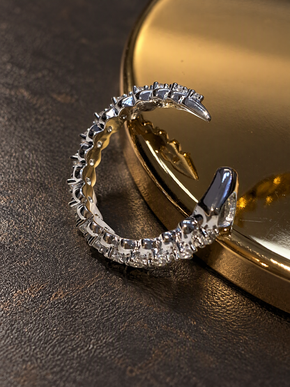 Pavé Herringbone Ring