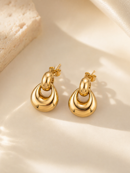 Boucles d'oreilles créoles dorées goutte d'eau vintage française