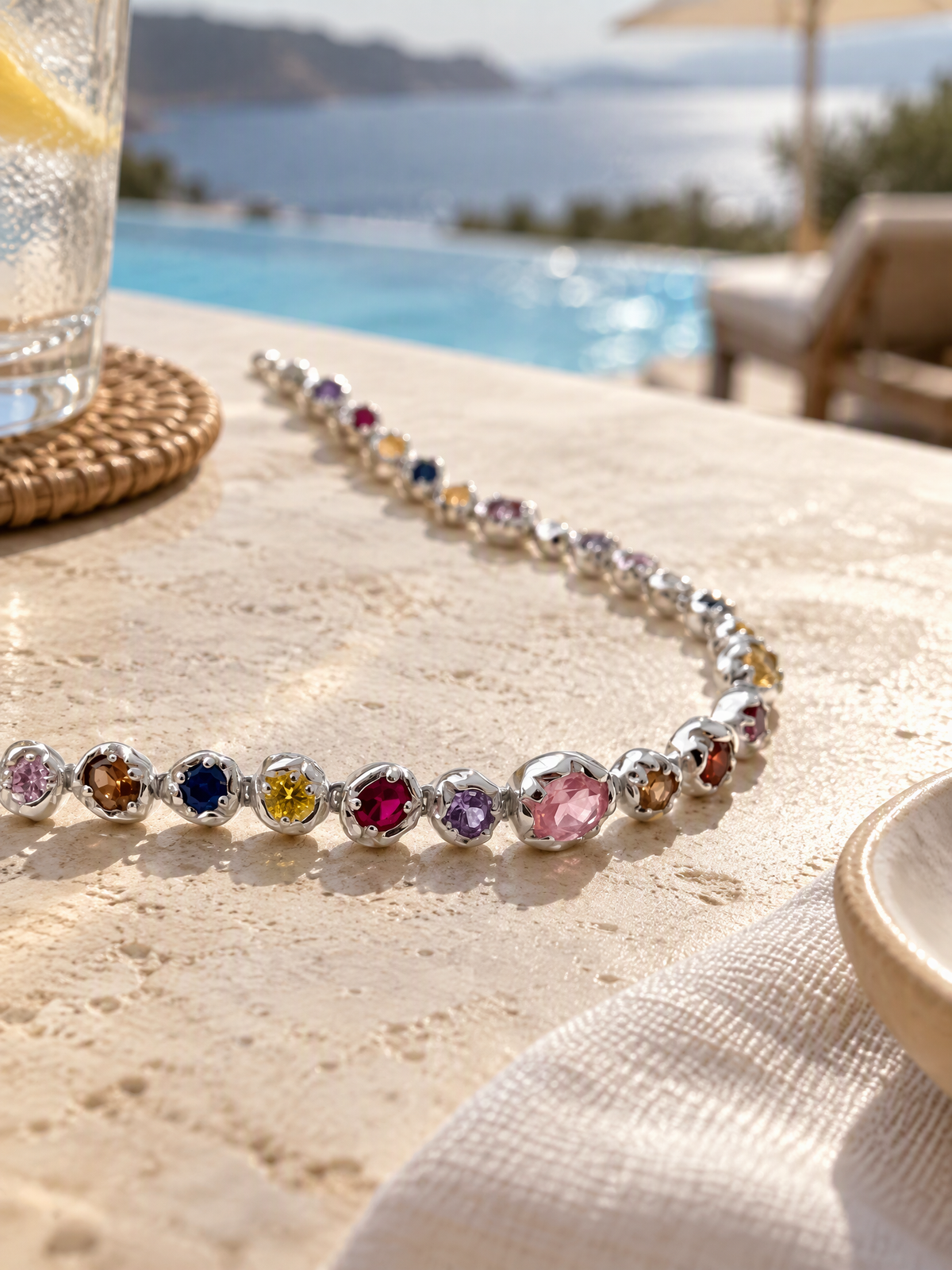 Collier en argent sterling avec pierres précieuses multicolores