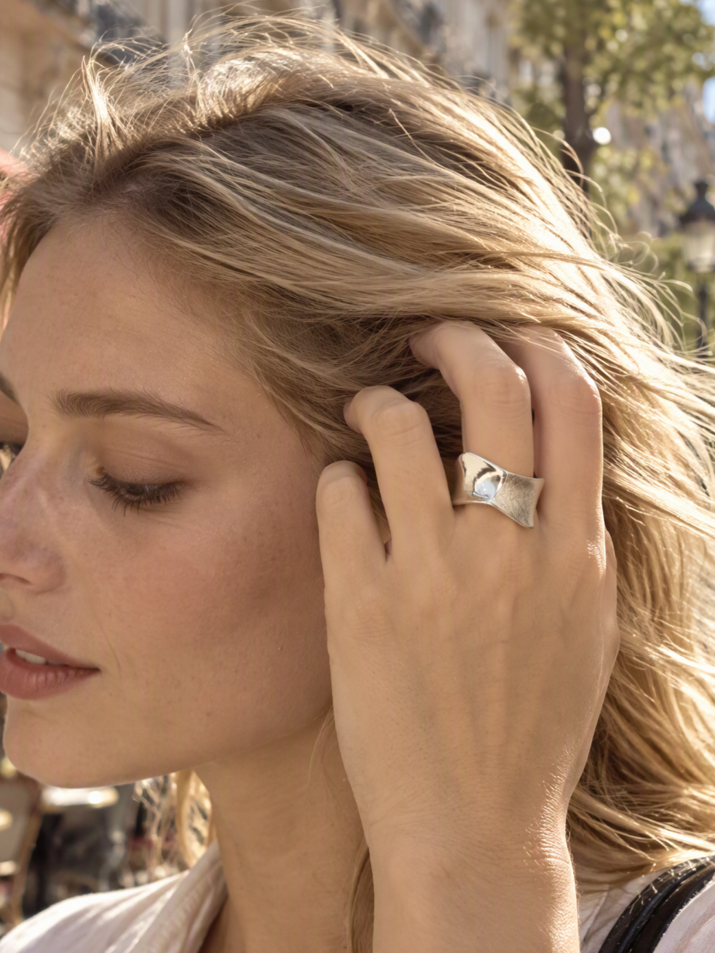 Mirror Etch Wave Ring