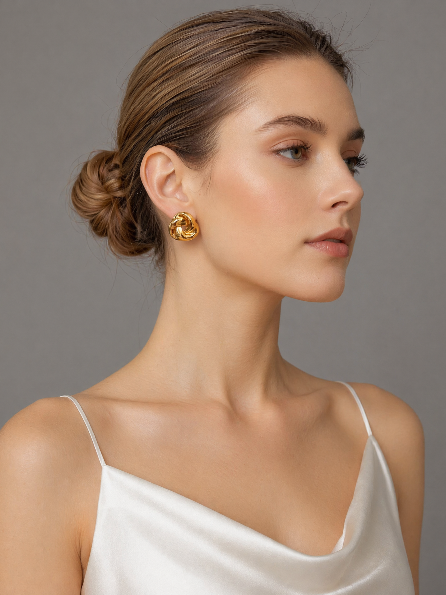 Twisted Möbius Ring Gold Stud Earrings