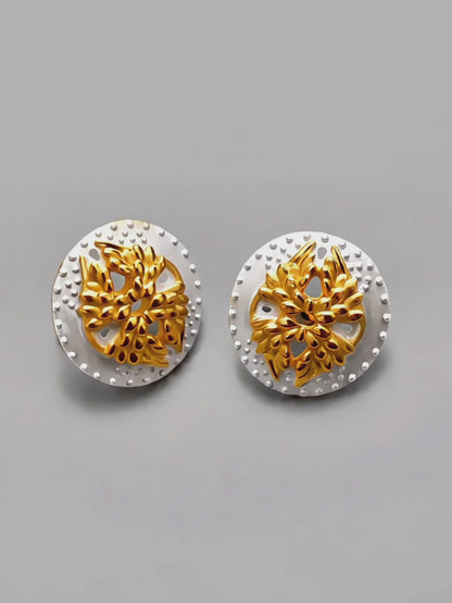 Boucles d'oreilles clous dorés creux gaufrés vintage français